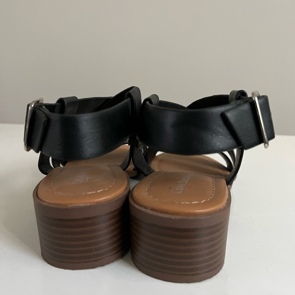 NWOT Never Worn Women's Size 7 Cityclassified Black 1" Block Heel Sandal - Picture 8 of 11